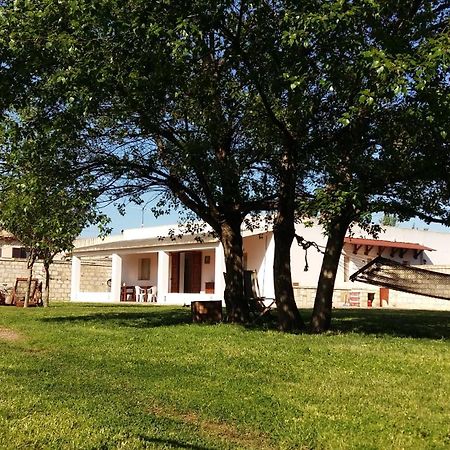 Villa Luna A Pochi Passi Dalla Spiaggia アヴォラ エクステリア 写真